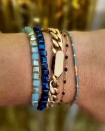Verstelbaar armbandje mini beads blauw-goud
