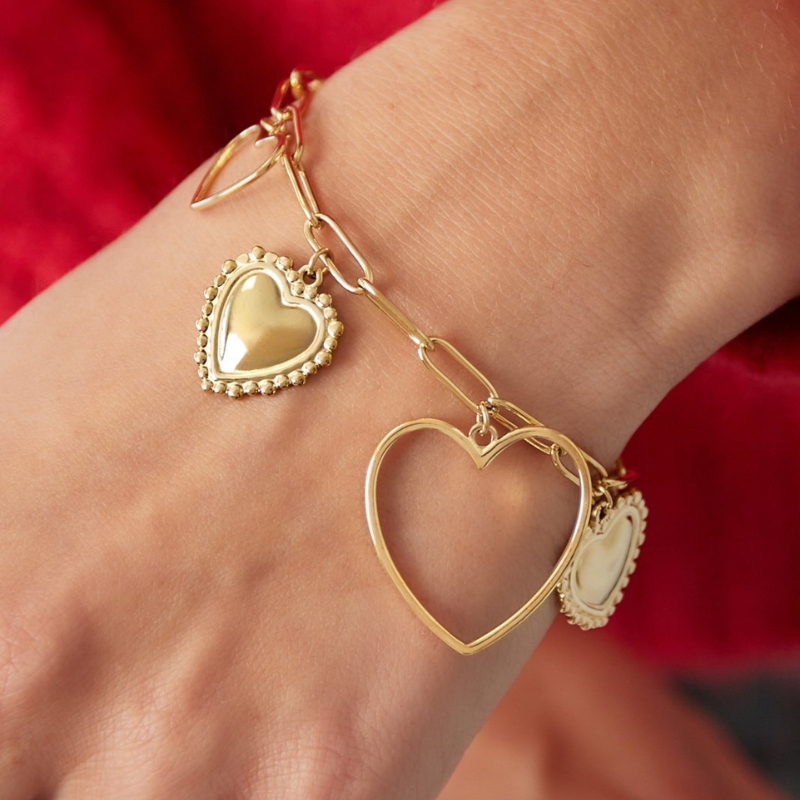 Zilverkleurige Armband met Hartjes
