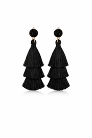 Zwarte tassel clipoorbellen met goudkleurige details