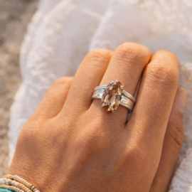 Verstelbare Ring met Champagnekleurige Steen