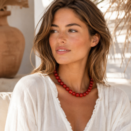 Rode statement ketting met ronde kralen