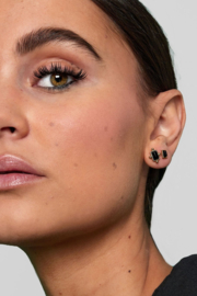 Oorbellenset studs roze steentje