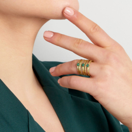 Ring met groene stenen