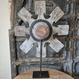 Houten spinnenwiel 8