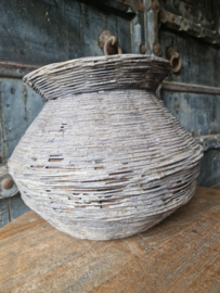 Oude Indiase mand grey
