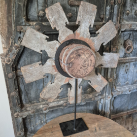 Houten spinnenwiel 5