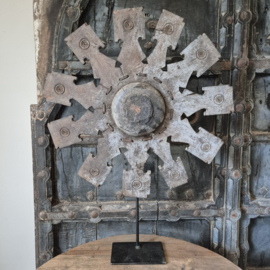 Houten spinnenwiel 1