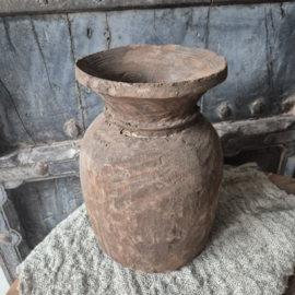 Nepalese kruik M 20
