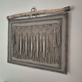 Kalkdoek macramé aan robuuste stok XL 1