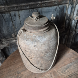 Nepalese kruik met deksel L 3