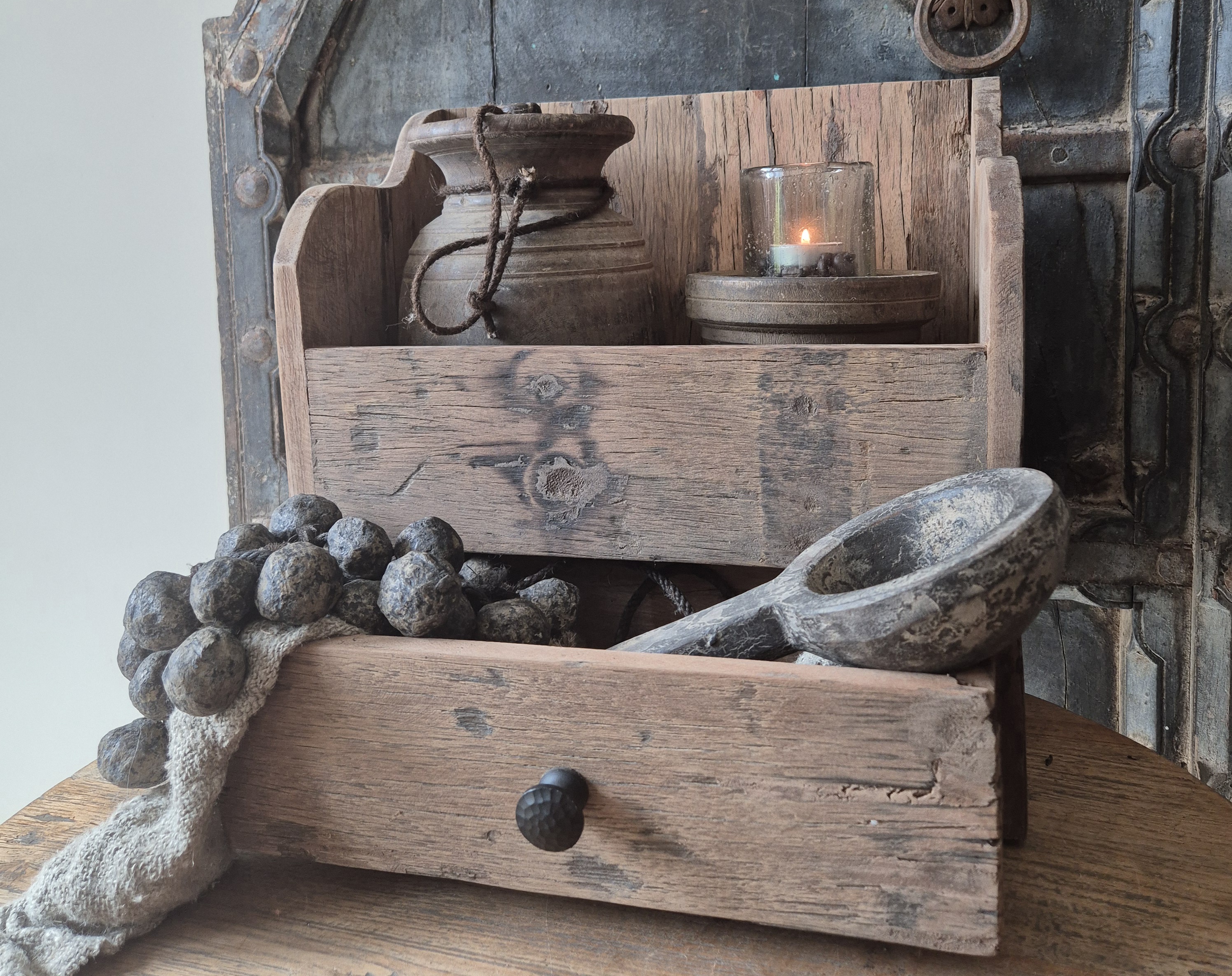 Houten display / sfeerset keuken