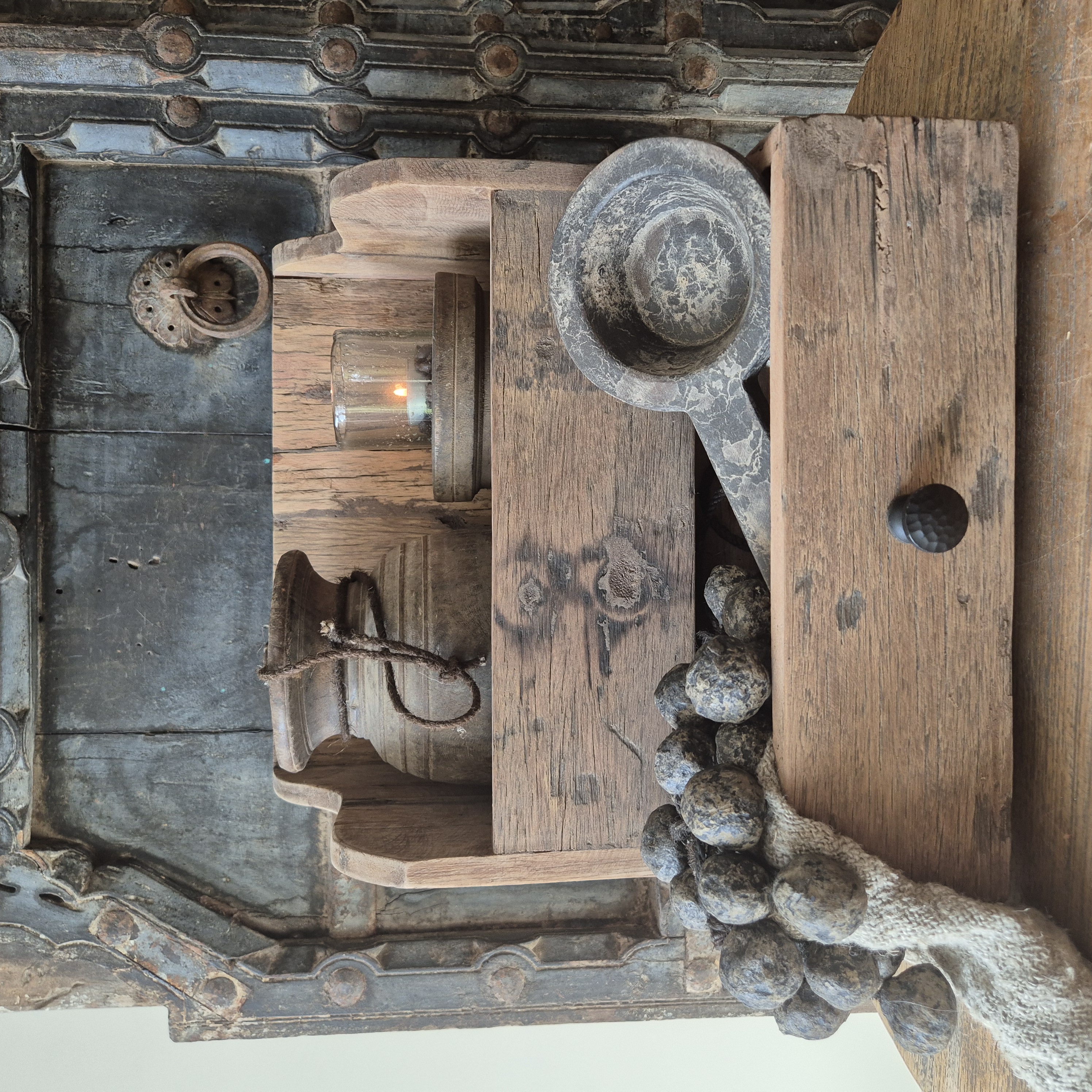 Houten display / sfeerset keuken