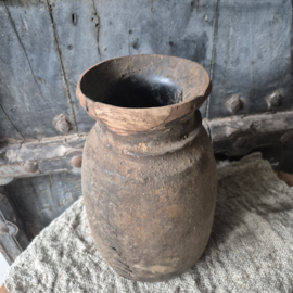 Nepalese kruik M 40