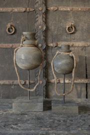 Sobere ornament op standaard (groot)
