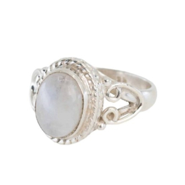 Edelsteen Ring Maansteen 925 Zilver “Vesora” (Maat 19)