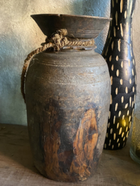 Oude Nepalese kruik
