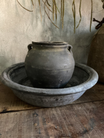 Oude Chinese pot met deksel S
