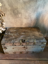 Oude houten kist