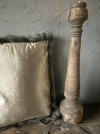 Kussen fluweel witgoud 45 x 45 cm