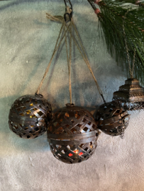 Set van 3 metalen (kerst) bollen