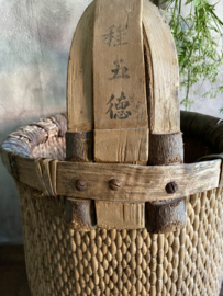 Oude Chinese rijstmand