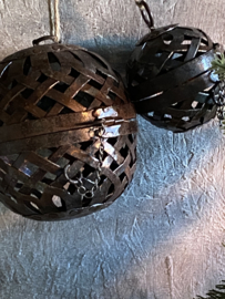 Set van 3 metalen (kerst) bollen