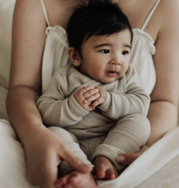 *Overslagtruitje merinowol beige - Kico label*