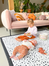 *150 x 200 cm Speeldeken pebbles - Love by Lily*