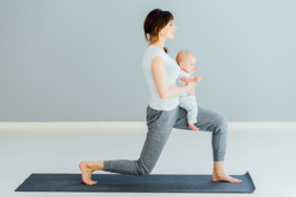Mama-baby yoga en massage