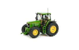 John Deere 7700