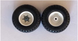 Bandenset van miedema MH240 stortbak