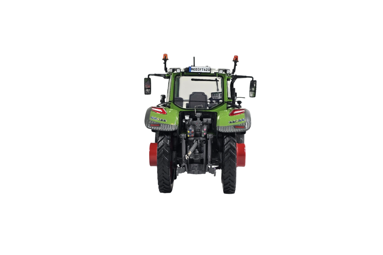 Fendt 620 vario mit plegebereifung