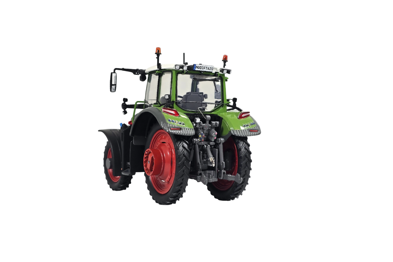 Fendt 620 vario mit plegebereifung