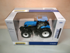 New Holland T7030