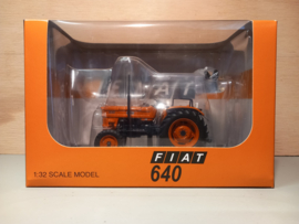 Fiat 640 orange rims