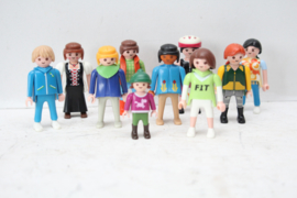 Set van 10 Playmobil poppen - Vrouwen + Meisje