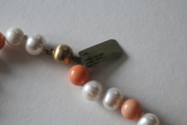 Parelcollier choker met 14 karaats gouden sluiting