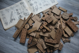 Korbuly Matador - houten constructie speelgoed