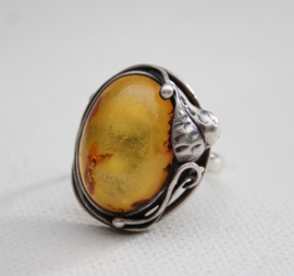 Zilveren ring met amber (#1)