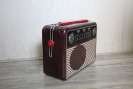Broodtrommel / Blik in de vorm van een vintage radio