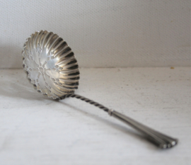 Zilveren suiker zifter lepel (sifter spoon) 1901