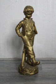 Bronzen beeld, Boerenjongen op klompen