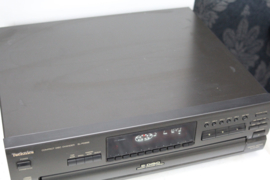 Technics SL-PD688, 5 cd wisselaar