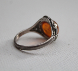 Zilveren ring met amber (#4)