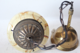 Art Deco hanglamp met getrapte, gemarmerde glazen bol