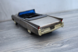 Vintage 1960s Cadillac Convertible transistorradio