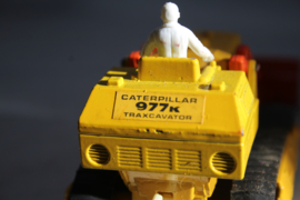 Matchbox K-8 Superkings - caterpillar (shovel)