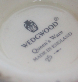Wedgwood Queen's Ware, Carlton 4 mokjes