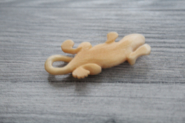 Uit been gesneden salamander