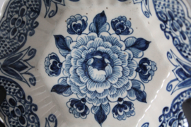 Koninklijke Tichelaar Makkum – Hexagonaal geplooid bordje Delfts blauw